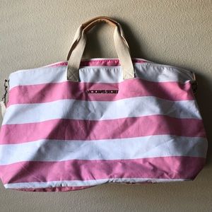 ❣️ Victoria’s Secret Weekender Bag
